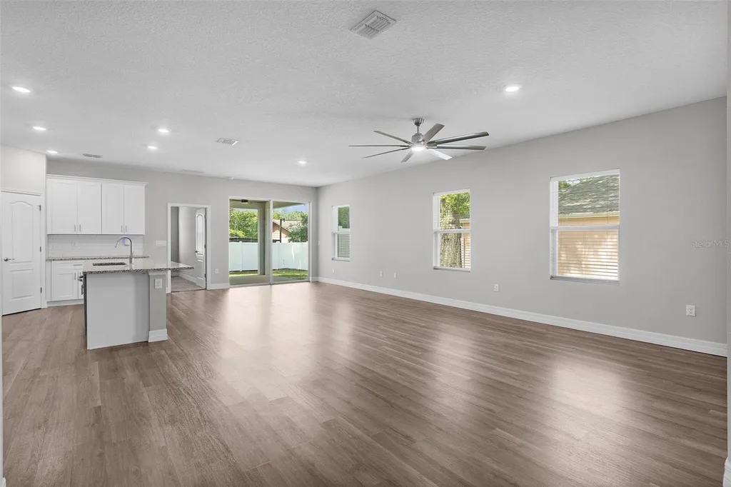 8578 SE 164th Place Summerfield FL 34491