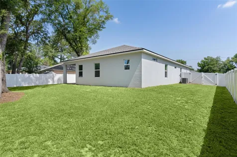 8578 SE 164th Place Summerfield FL 34491