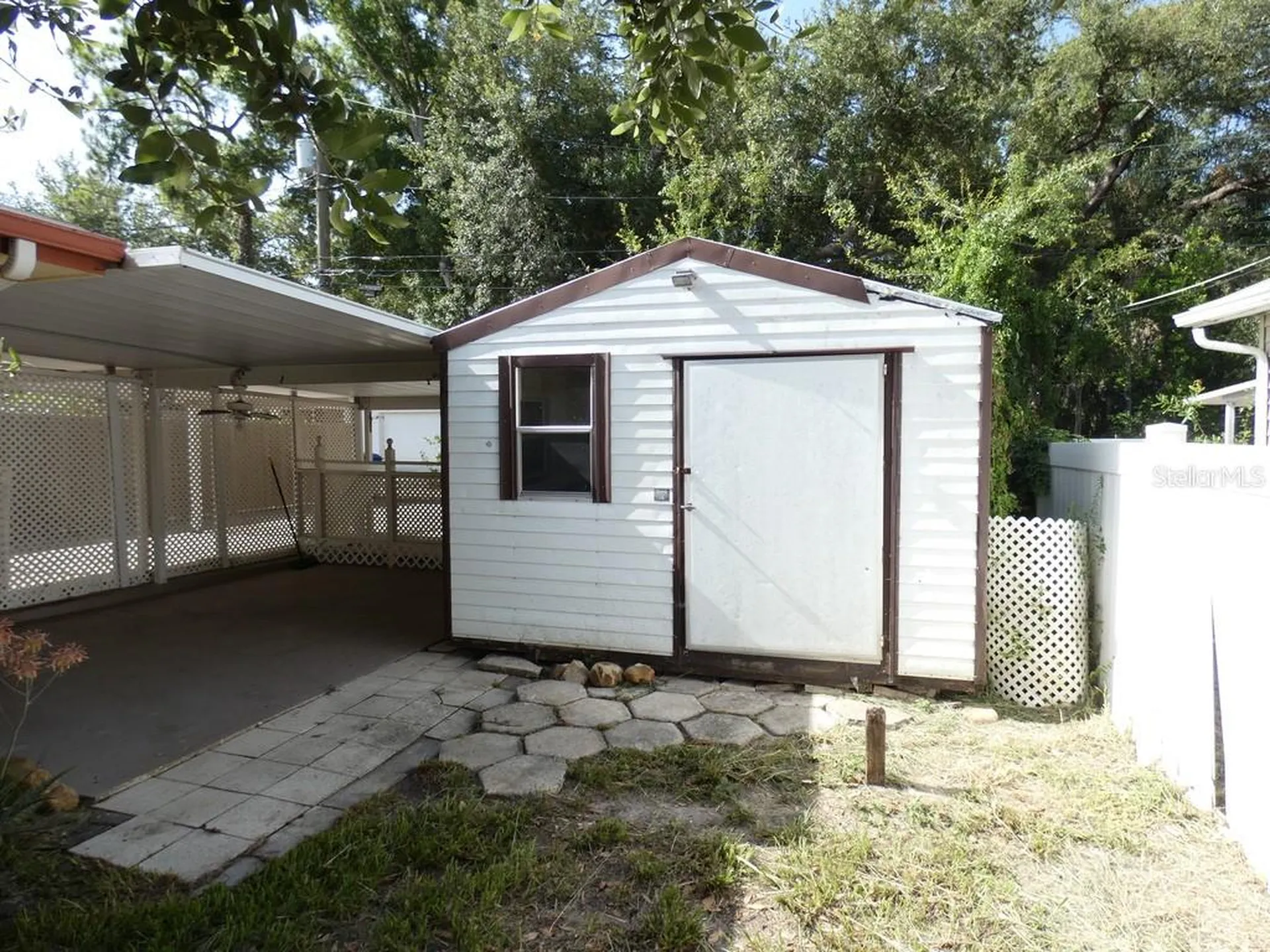 5220 11th Avenue N St Petersburg FL 33710
