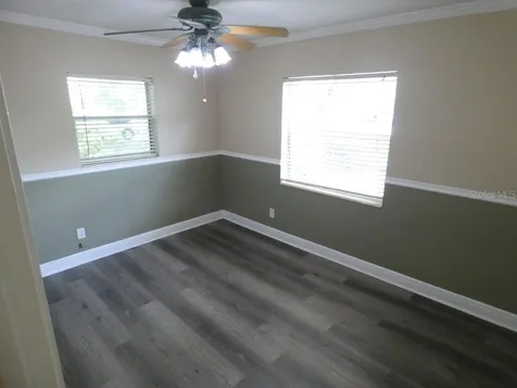 5220 11th Avenue N St Petersburg FL 33710