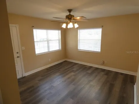 5220 11th Avenue N St Petersburg FL 33710