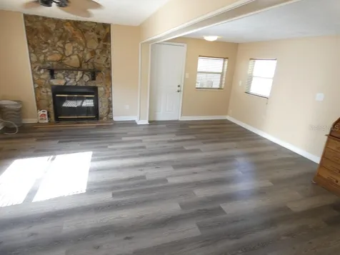 5220 11th Avenue N St Petersburg FL 33710