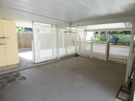 5220 11th Avenue N St Petersburg FL 33710