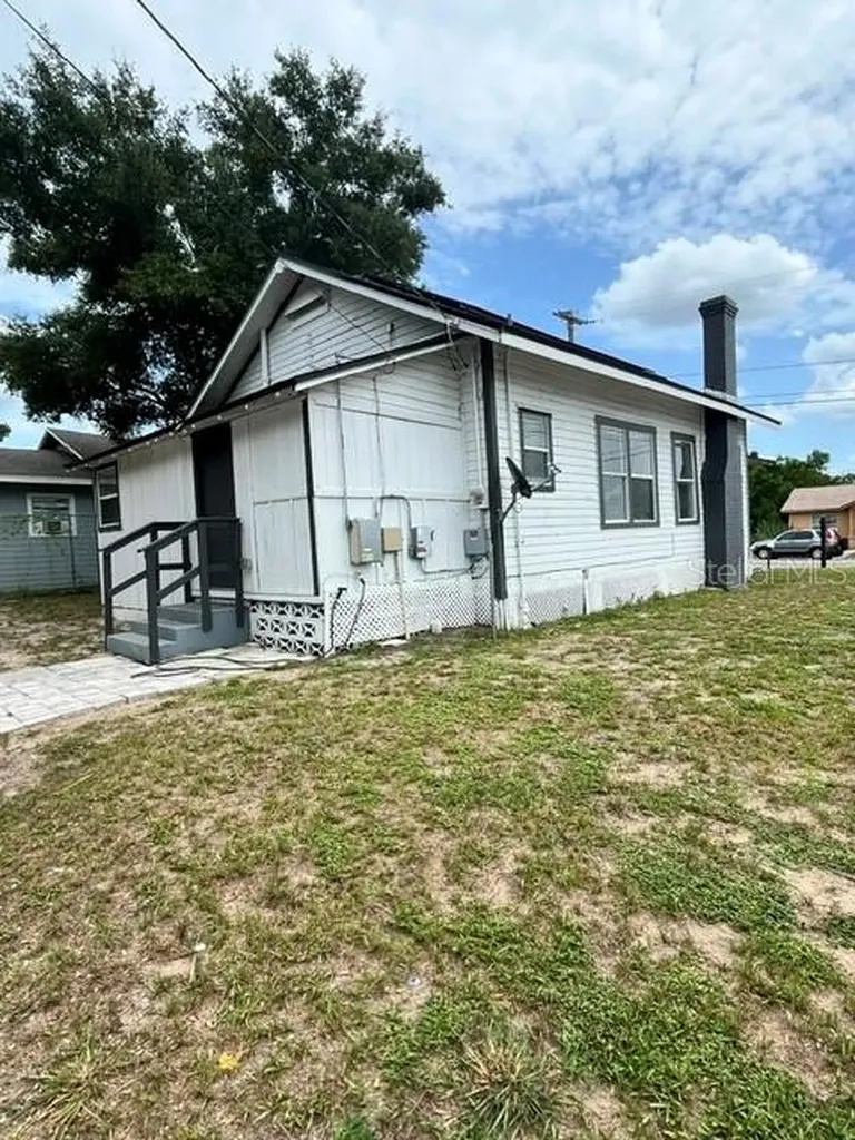 118 W Stuart Avenue Lake Wales FL 33853