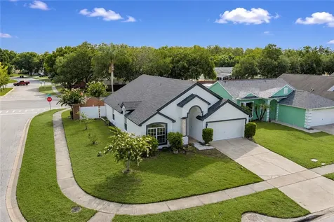 2039 Shannon Lakes Boulevard Kissimmee FL 34743