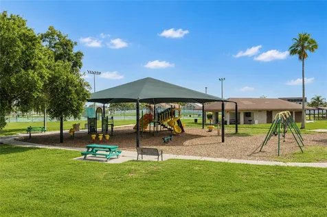 2039 Shannon Lakes Boulevard Kissimmee FL 34743