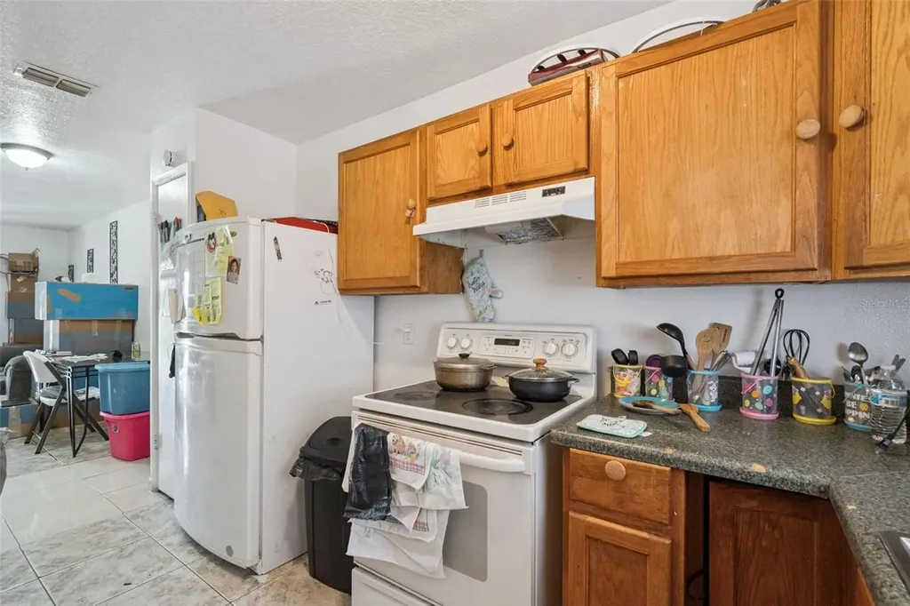 6833 Longmeade Lane Orlando FL 32822