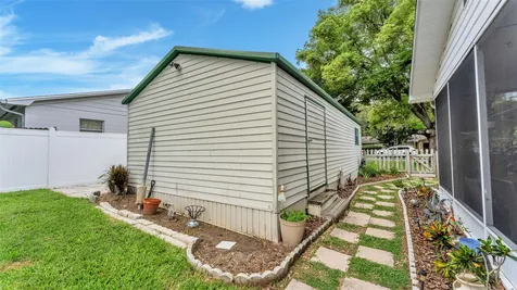 2015 E Gachet Boulevard Lakeland FL 33813