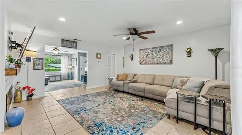 2015 E Gachet Boulevard Lakeland FL 33813