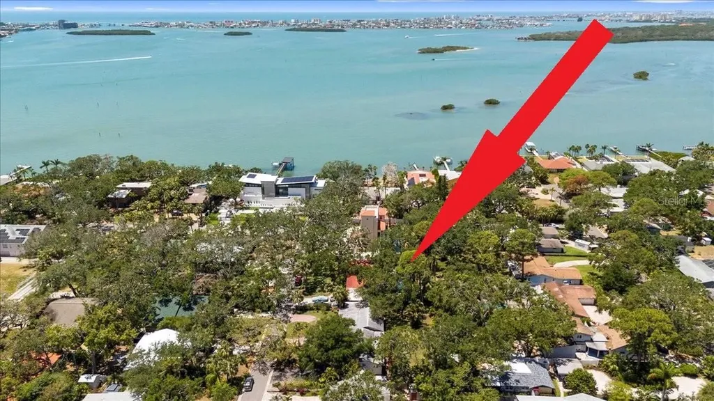 8239 26th Avenue N St Petersburg FL 33710