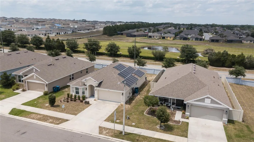 1061 Citrus Landings Boulevard Davenport FL 33837