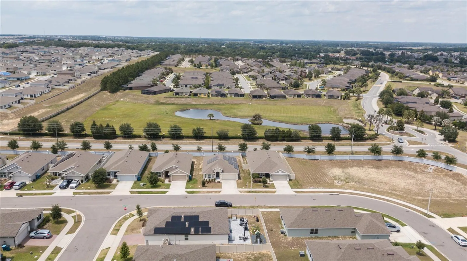 1061 Citrus Landings Boulevard Davenport FL 33837