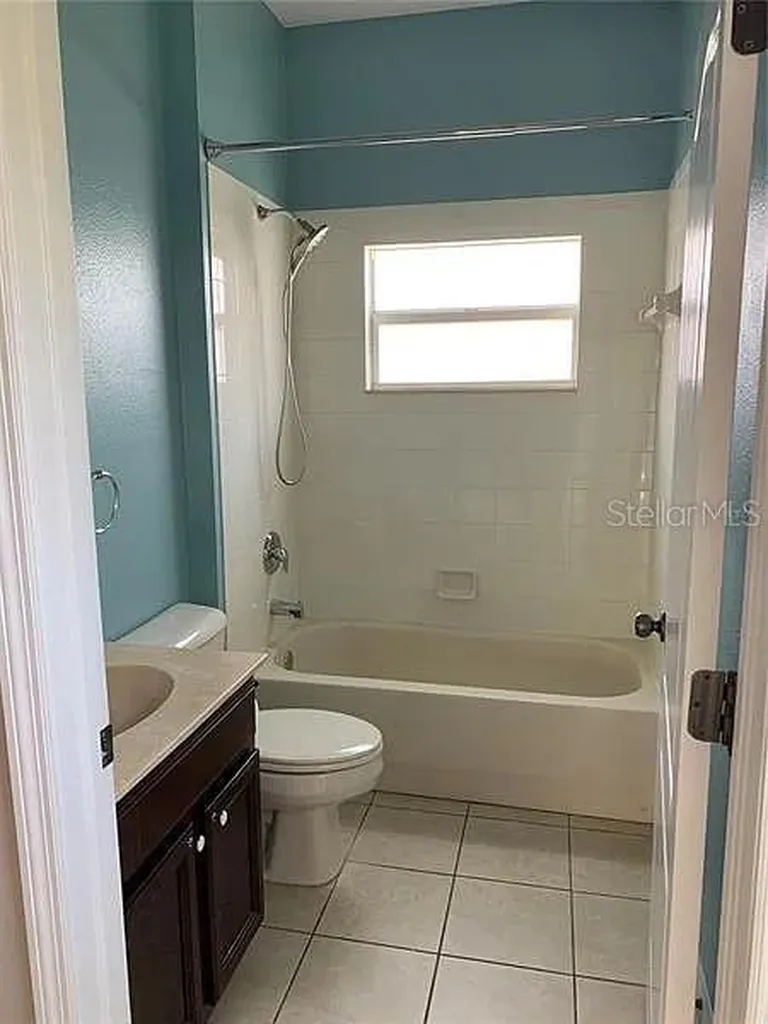 1427 Emerald Hill Way Valrico FL 33594