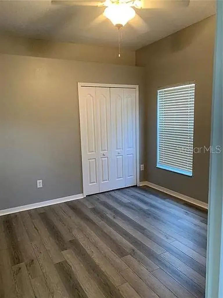 1427 Emerald Hill Way Valrico FL 33594