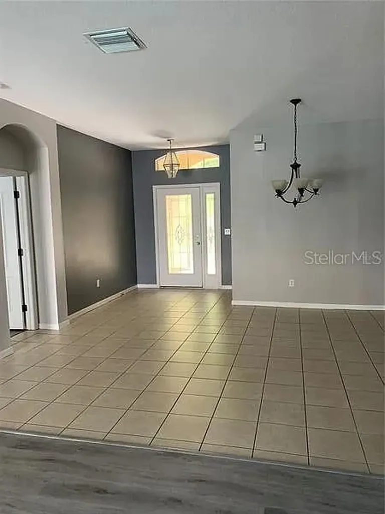 1427 Emerald Hill Way Valrico FL 33594