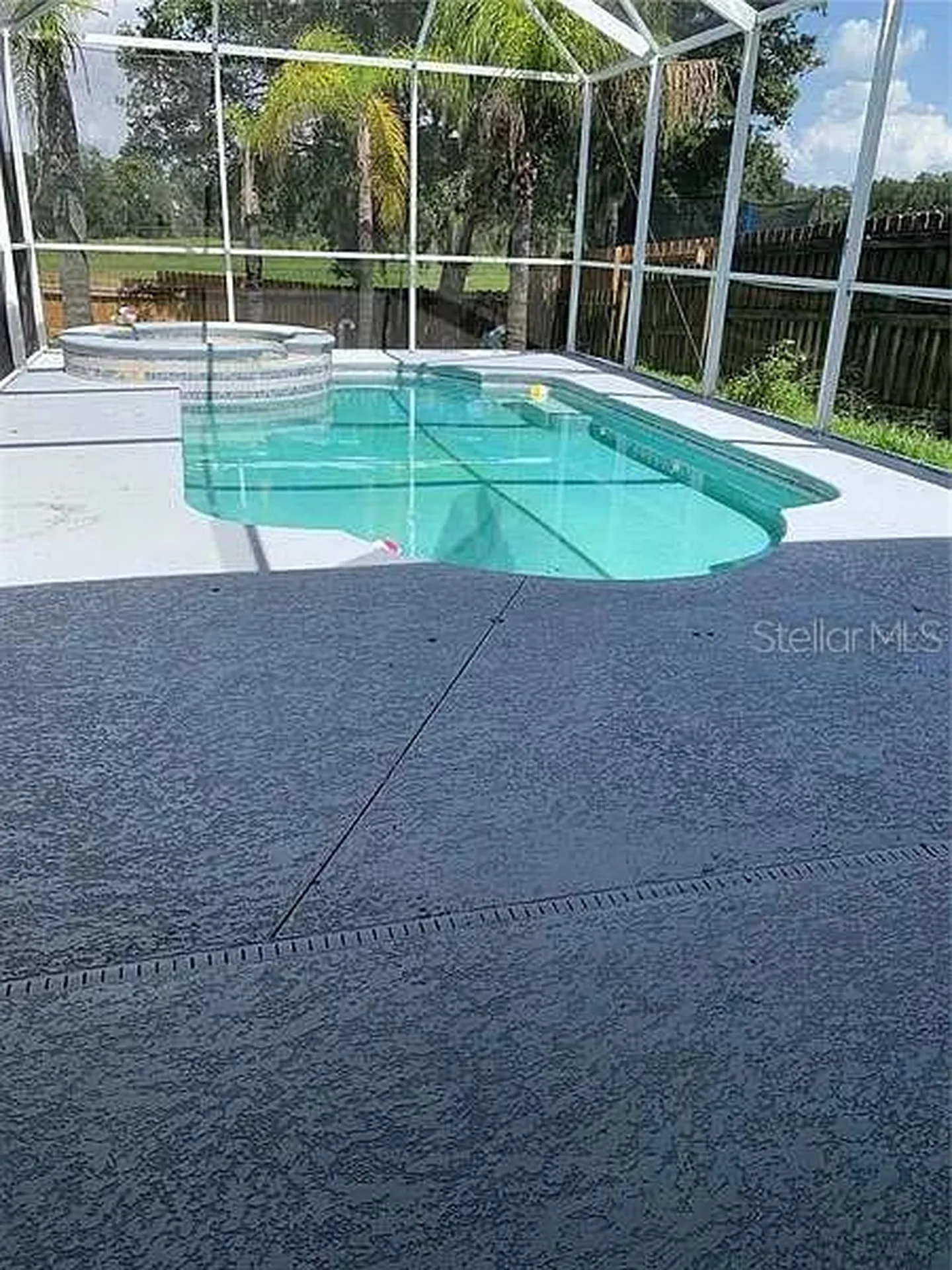 1427 Emerald Hill Way Valrico FL 33594