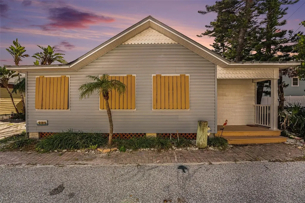 125 95th Avenue Treasure Island FL 33706