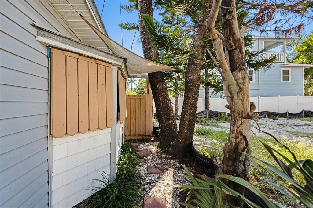 125 95th Avenue Treasure Island FL 33706