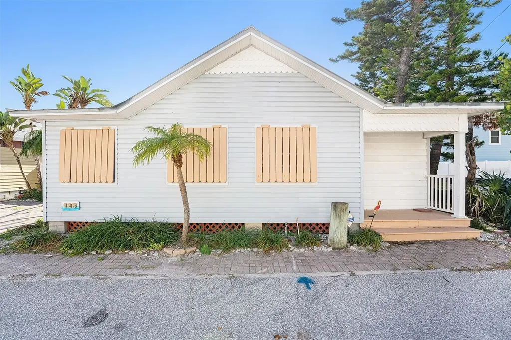 125 95th Avenue Treasure Island FL 33706