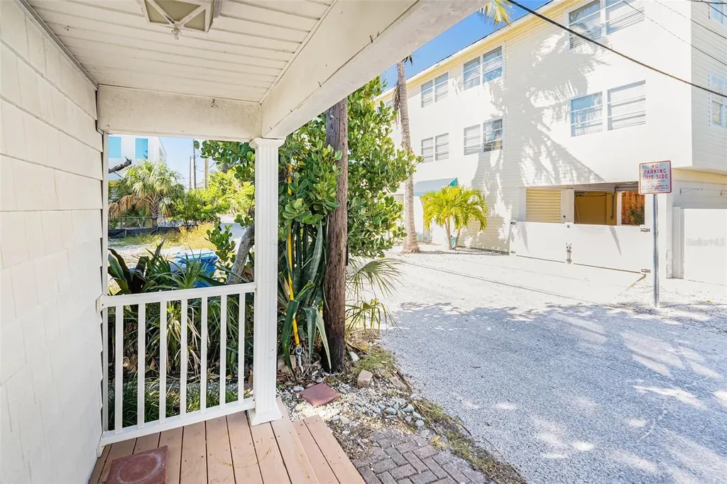 125 95th Avenue Treasure Island FL 33706