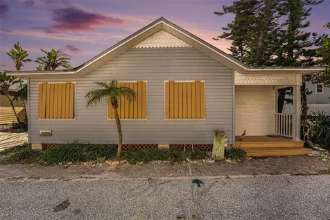 125 95th Avenue Treasure Island FL 33706