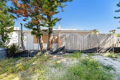 125 95th Avenue Treasure Island FL 33706