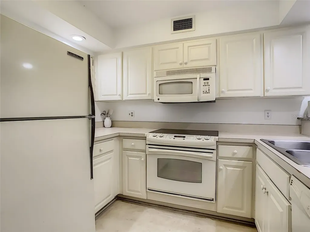 4786 Fox Hunt Drive Wesley Chapel FL 33543