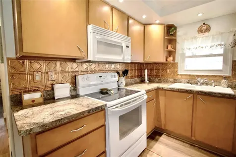 2123 Oahu Drive Holiday FL 34691