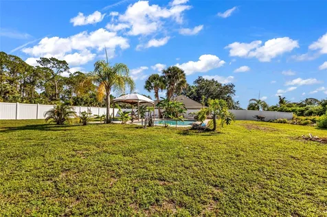 2210 Embassy Road North Port FL 34291