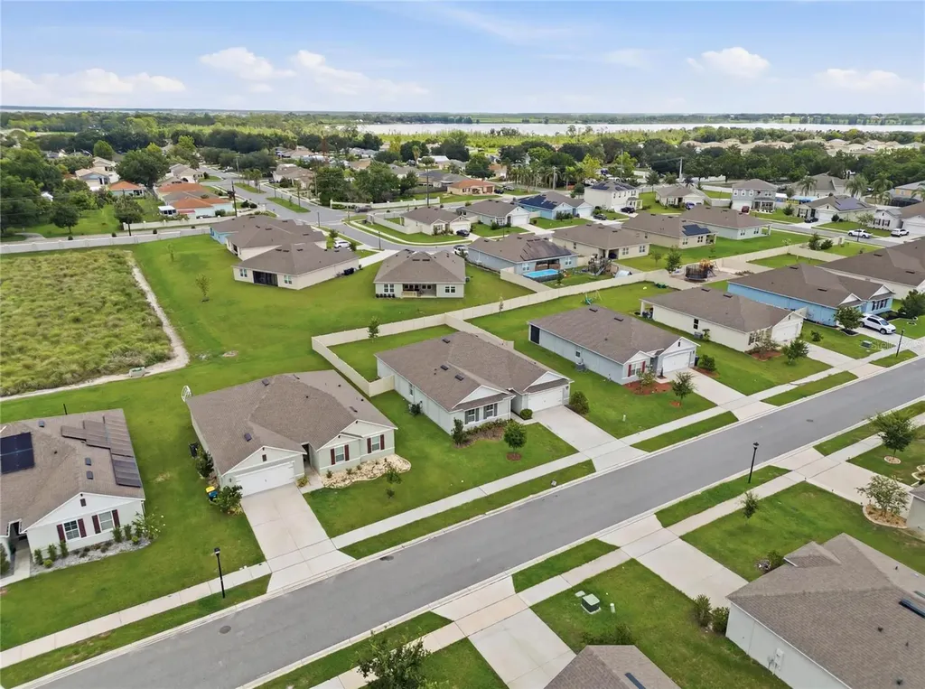 325 Auburn Grove Crossing Auburndale FL 33823