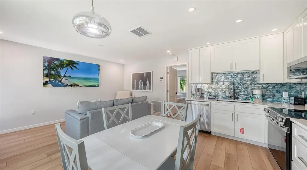 1603 Gulf Drive N Bradenton Beach FL 34217