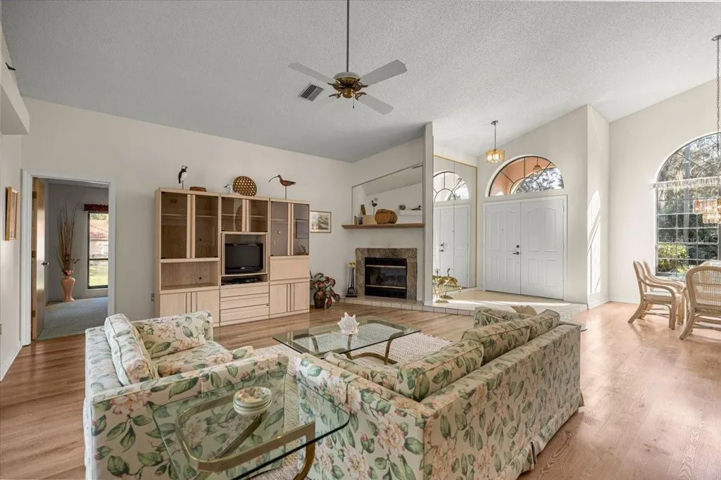 631 E Liberty Street Hernando FL 34442