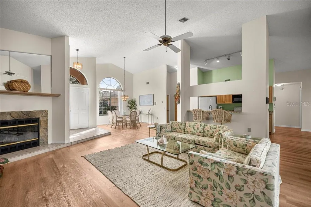 631 E Liberty Street Hernando FL 34442
