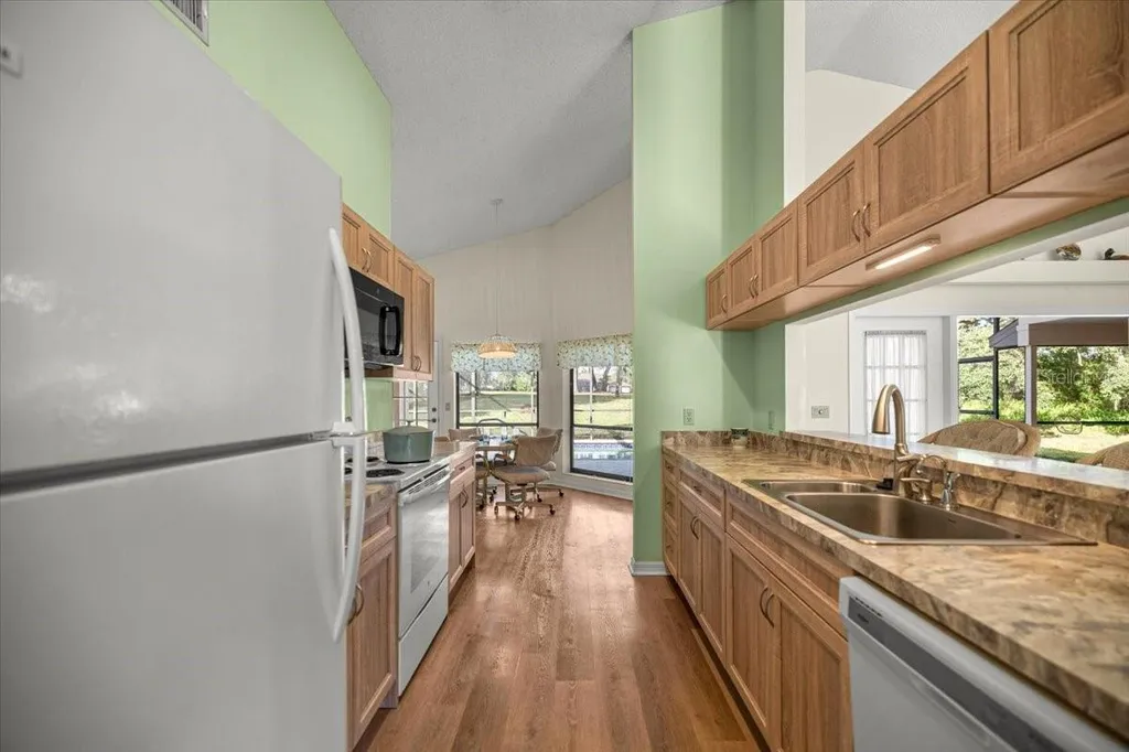 631 E Liberty Street Hernando FL 34442