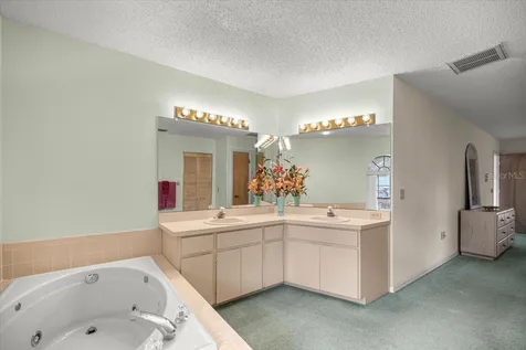 631 E Liberty Street Hernando FL 34442