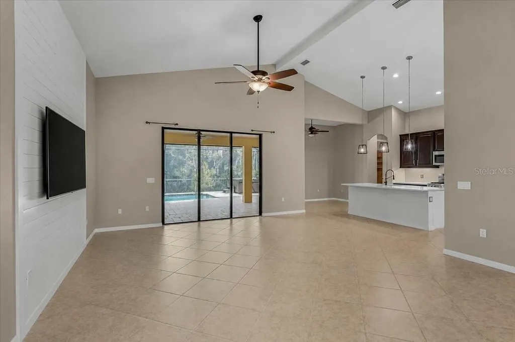 608 Dogwood Run Bradenton FL 34212