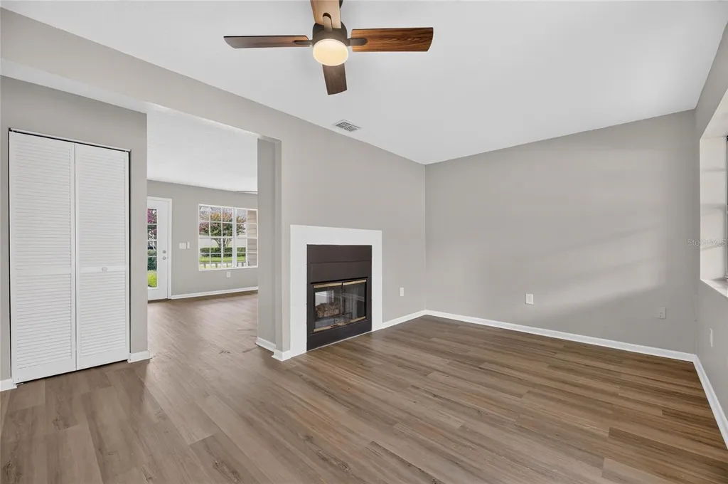 1214 Big Pine Drive Valrico FL 33596