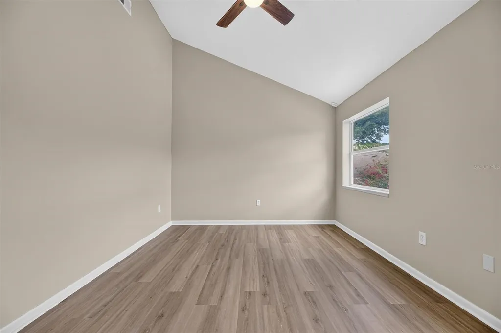 1214 Big Pine Drive Valrico FL 33596