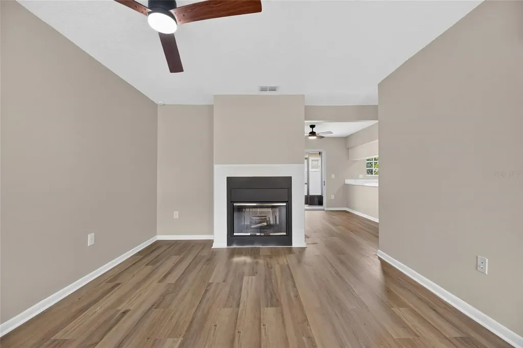 1214 Big Pine Drive Valrico FL 33596