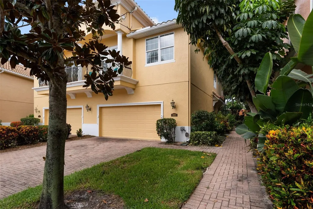 185 Banyan Bay Drive St Petersburg FL 33705