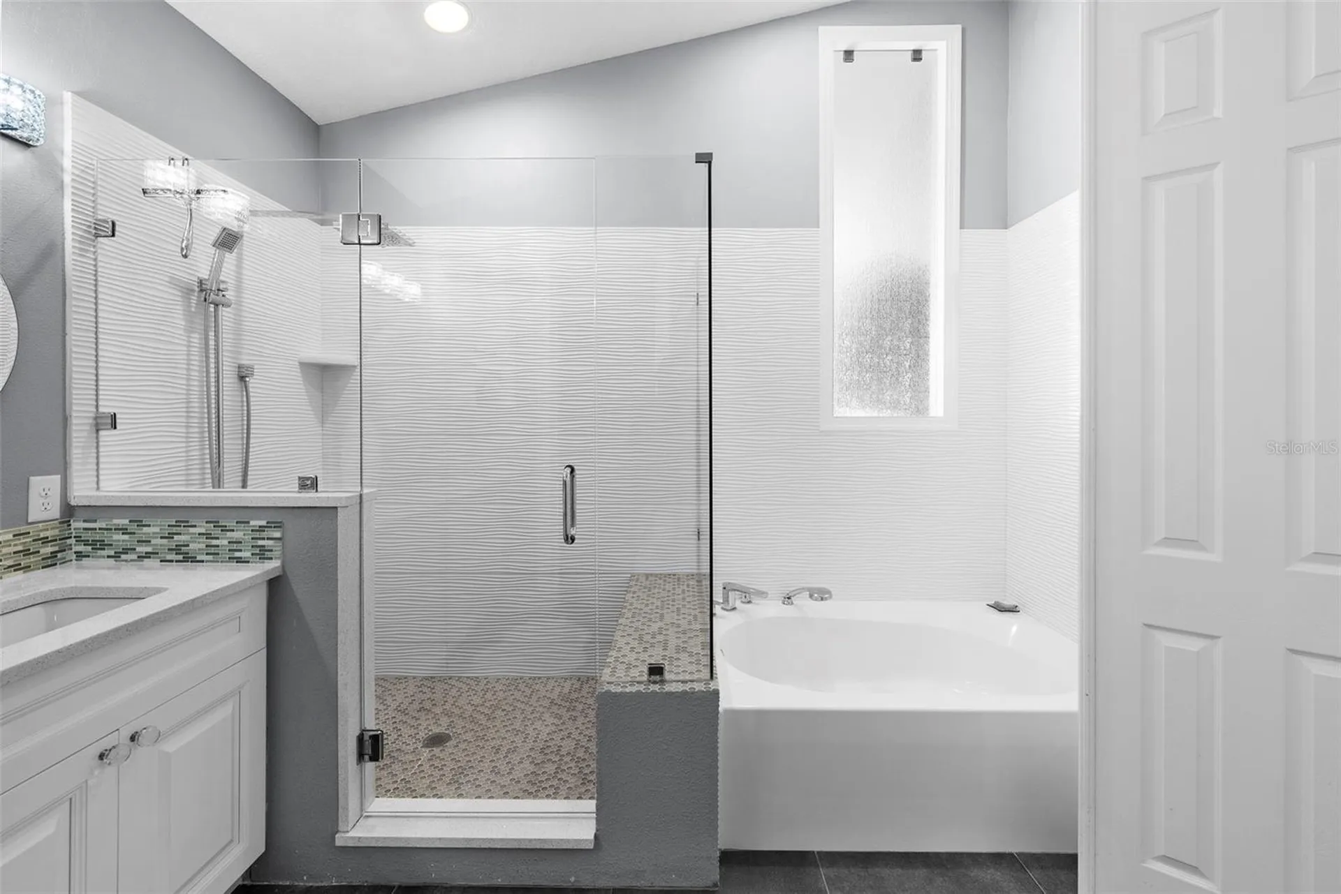 185 Banyan Bay Drive St Petersburg FL 33705