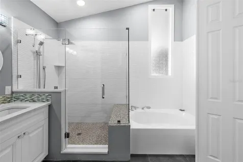 185 Banyan Bay Drive St Petersburg FL 33705