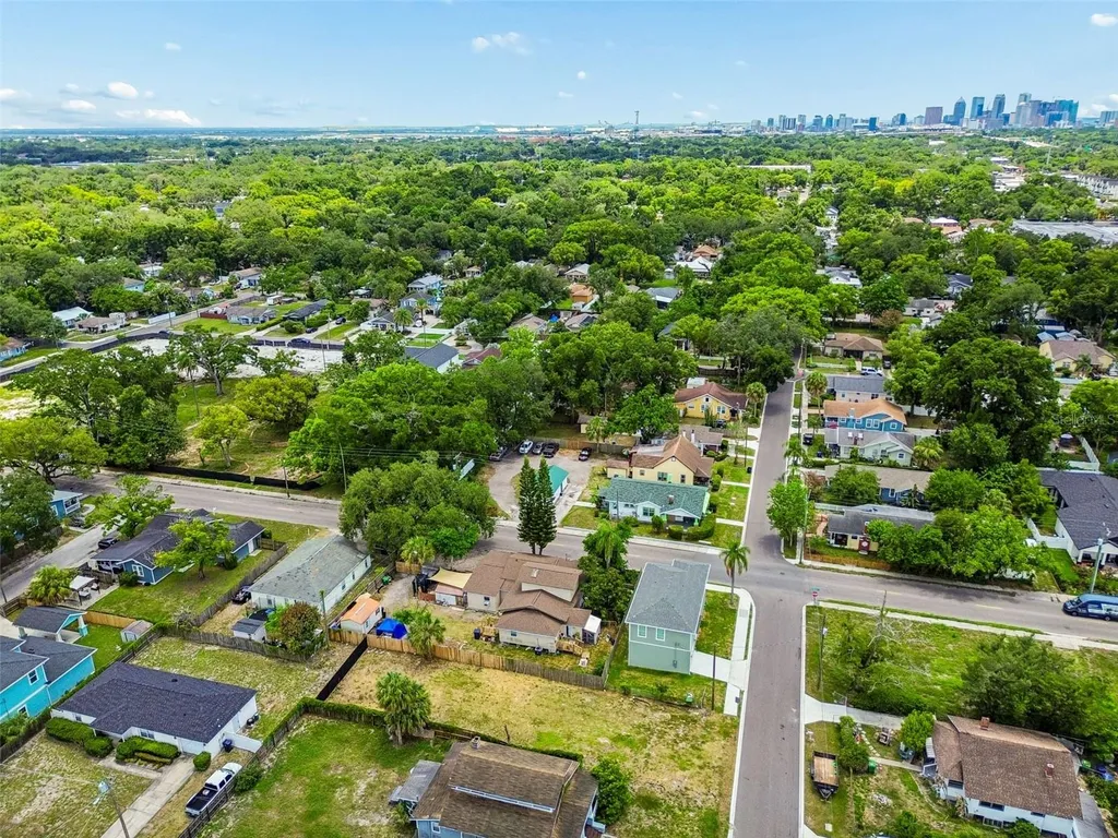 4805 N 10th Street Tampa FL 33603
