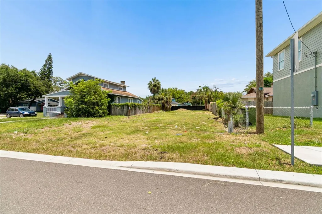 4805 N 10th Street Tampa FL 33603