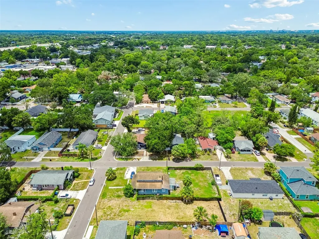 4805 N 10th Street Tampa FL 33603