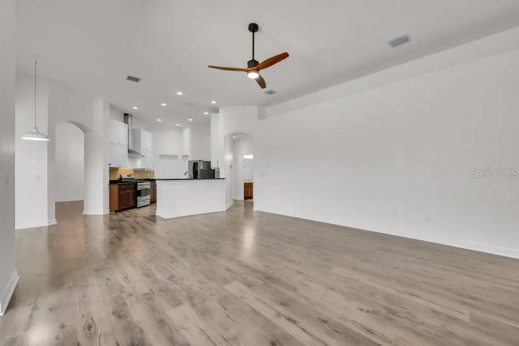 11109 Wembley Landing Drive Lithia FL 33547