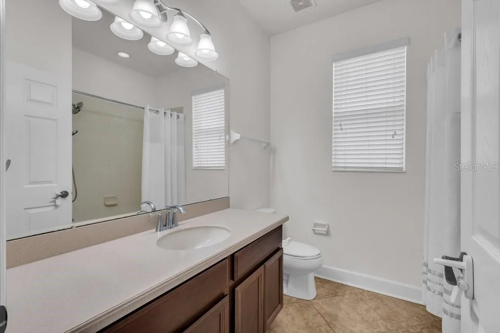 11109 Wembley Landing Drive Lithia FL 33547