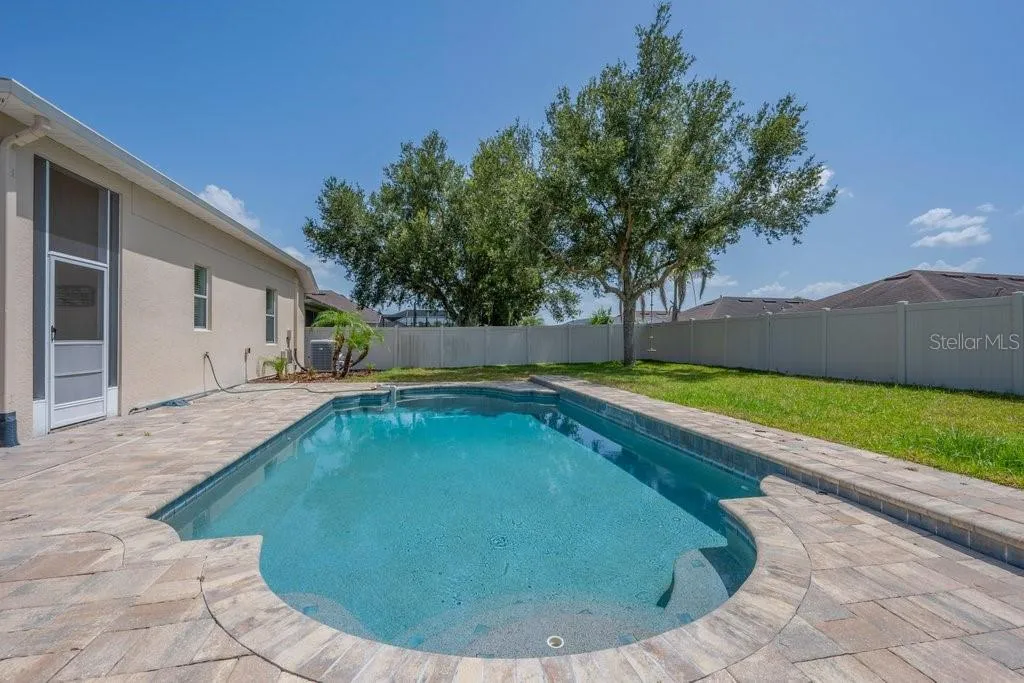 11109 Wembley Landing Drive Lithia FL 33547