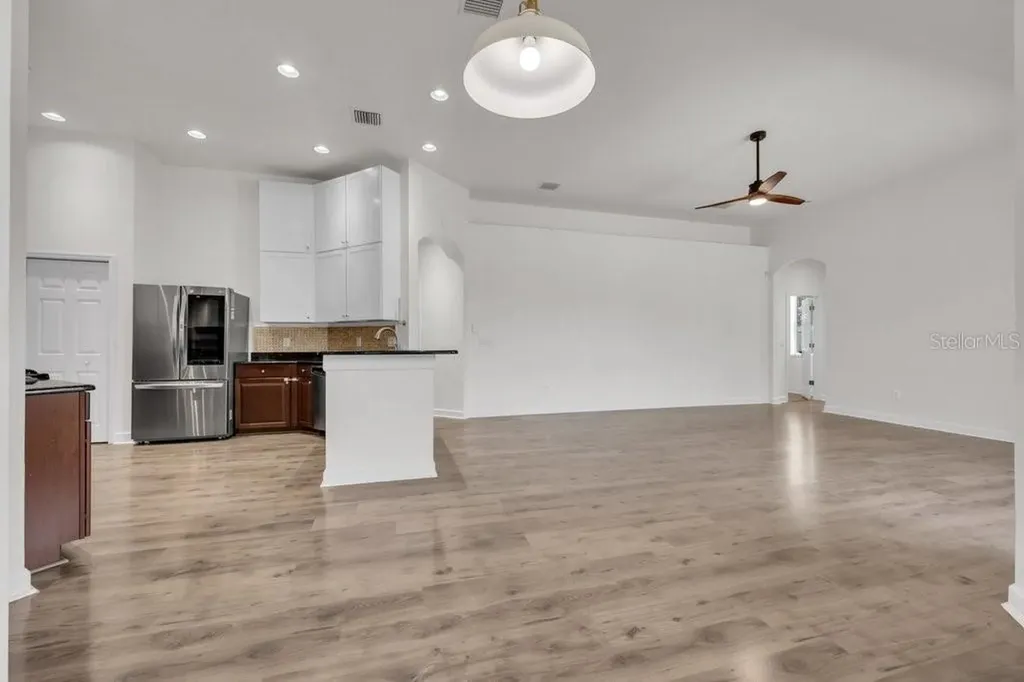11109 Wembley Landing Drive Lithia FL 33547