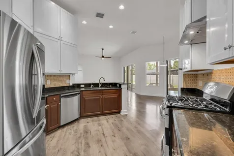 11109 Wembley Landing Drive Lithia FL 33547